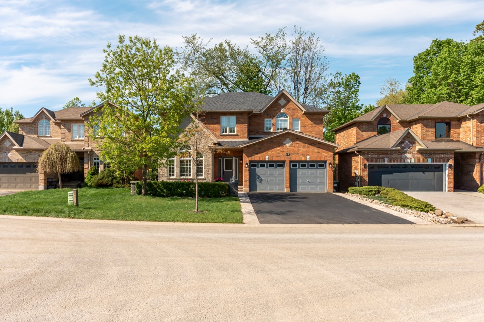 Front exterior of 12 Buman Court in Barrie