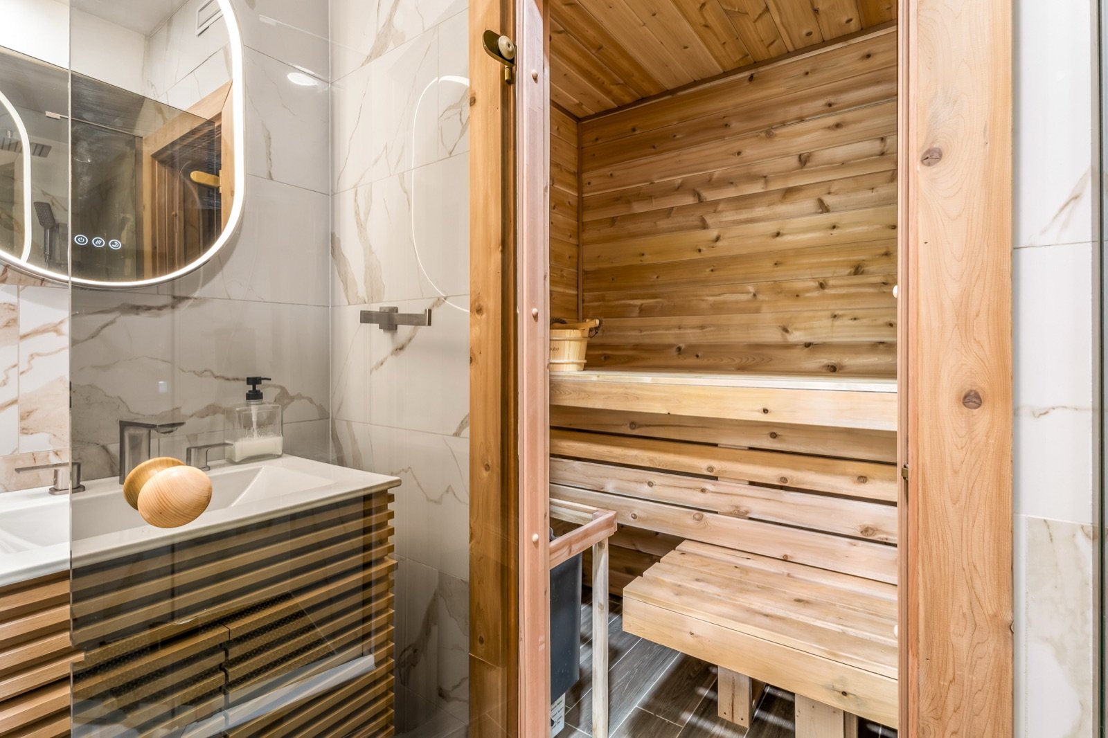 Private sauna at 12 Buman Court